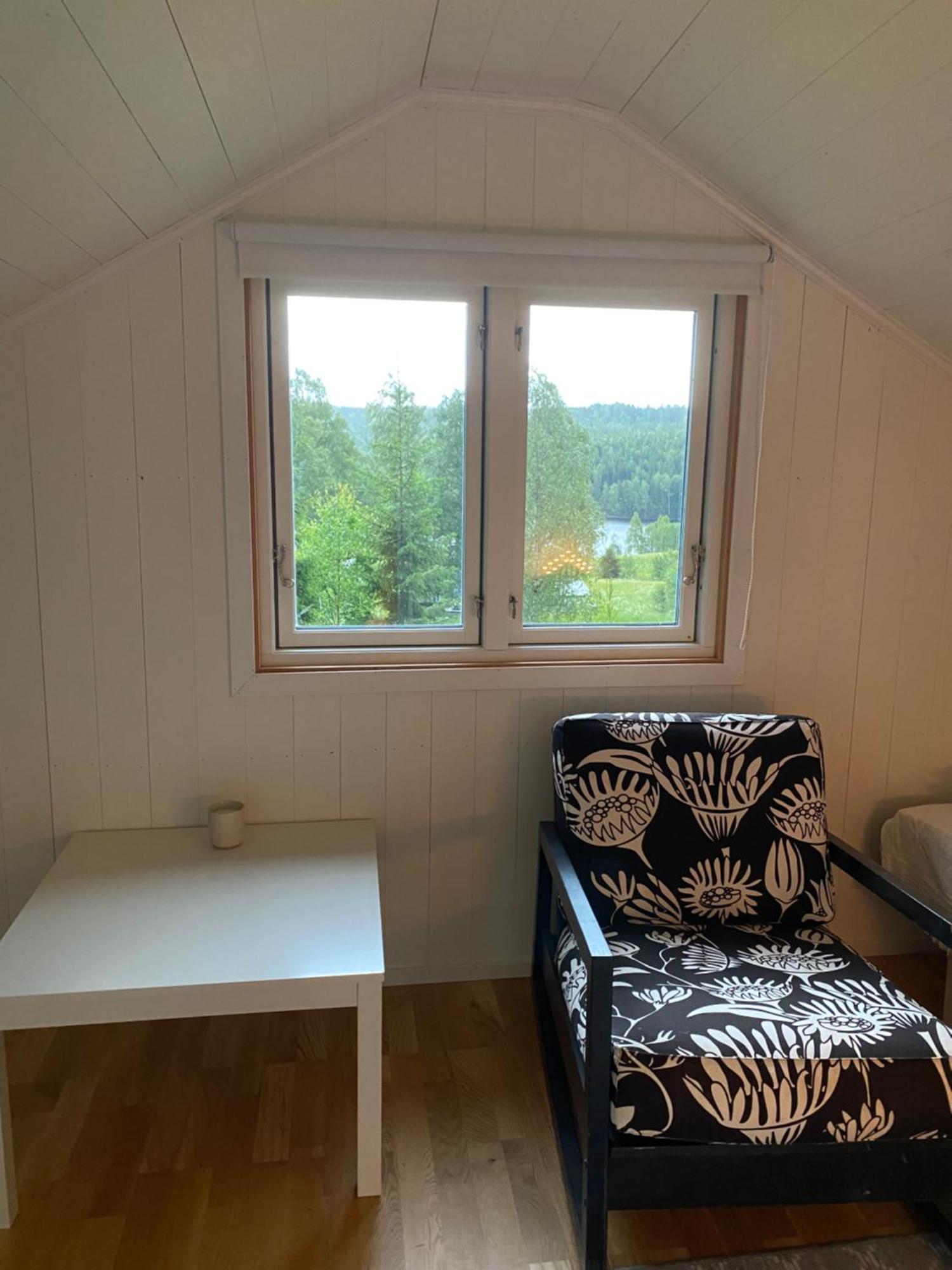Koselig Hytte I Sverige 20 Minutter Fra Norskegrensen Ostervallskog Töcksfors Eksteriør billede