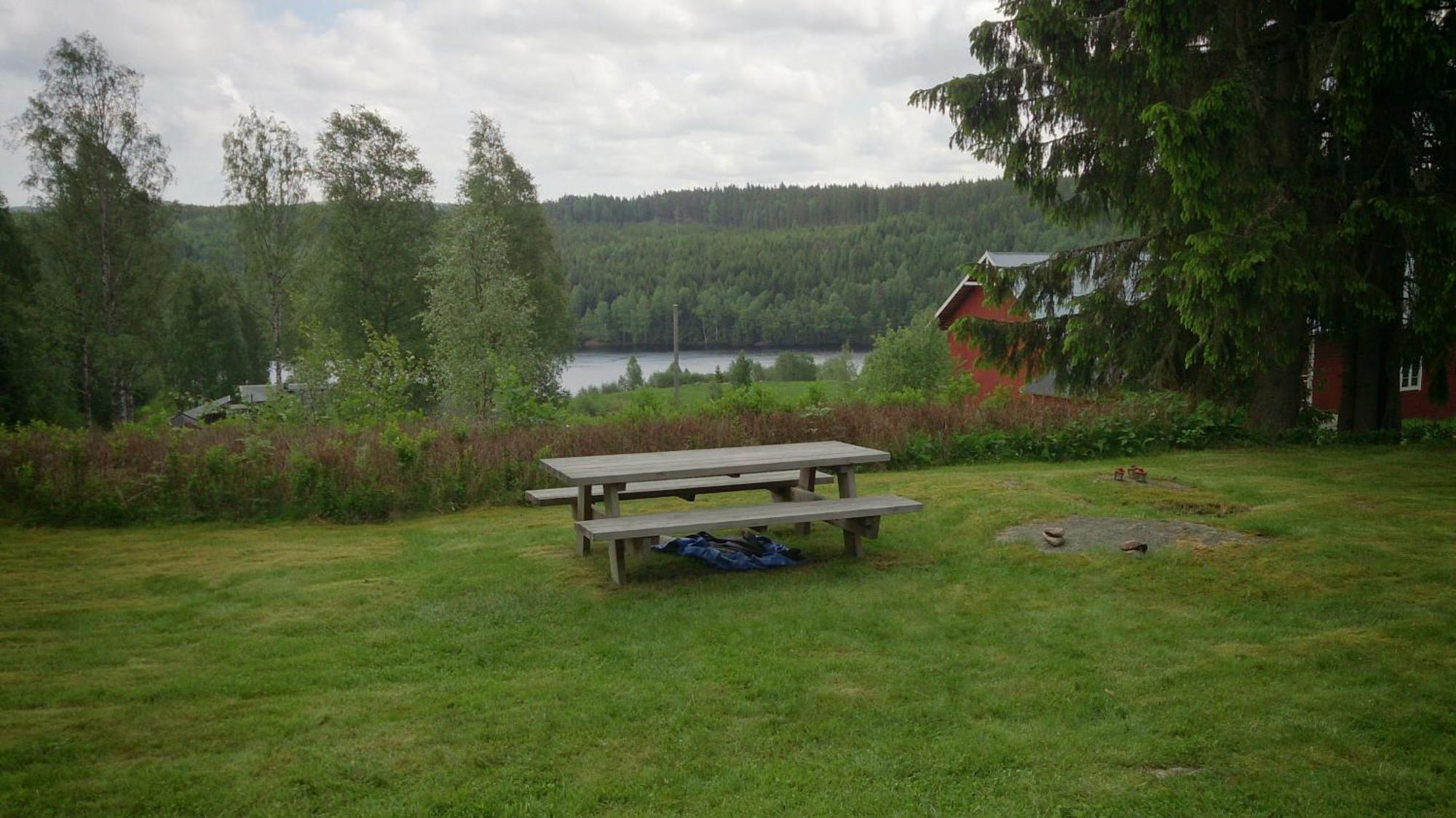 Koselig Hytte I Sverige 20 Minutter Fra Norskegrensen Ostervallskog Töcksfors Eksteriør billede